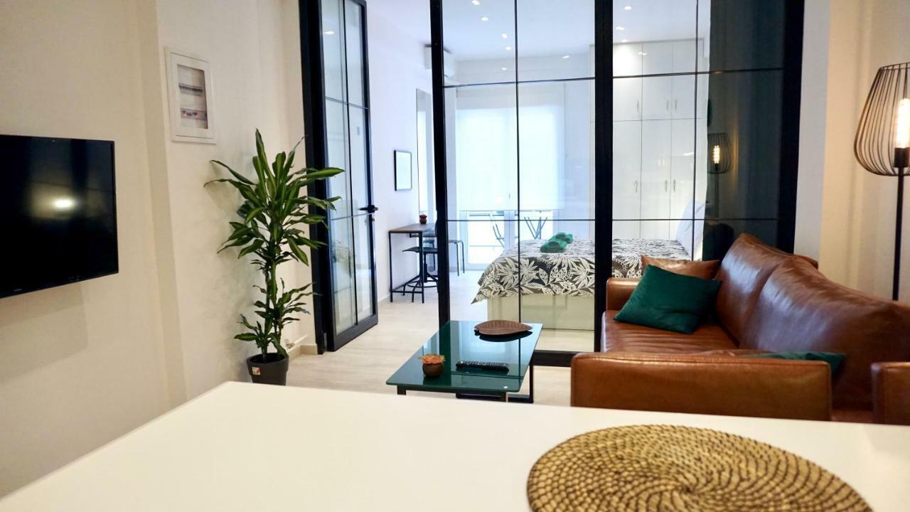 Industrial Style Studio In Athen Eksteriør bilde